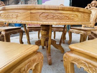 Hệ chân yếm louis hoàng gia