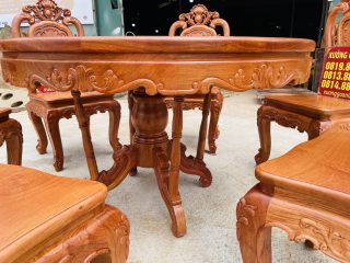 mẫu bàn ăn louis hoàng gia tân cổ điển