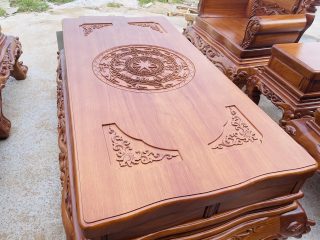 mặt bàn ván tràn nguyên khối