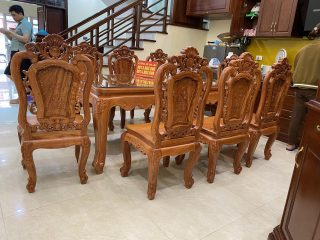 mặt lưng của ghế louis hoàng gia