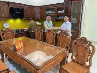 bộ bàn ghế ăn sang trọng