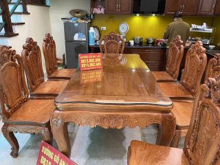 Bộ bàn ăn gỗ hương đá phun phủ bóng