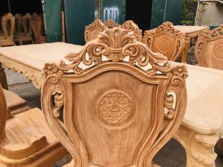 Bản mộc bàn ăn hoàng gia 8 ghế louis có tay gỗ gõ đỏ (Chị Ngọc, Hà Nam) 16 chương đục vòm hoa lá tây
