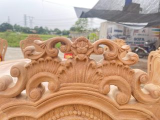 Bản mộc bộ bàn ăn tròn 10 ghế louis gỗ gõ đỏ cao cấp (Anh Đại, Phú Thọ) 16 cận cảnh chương ghế hoa lá tây