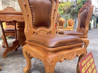 Bộ bàn ăn tròn 6 ghế louis hoàng gia bọc đệm da bò thật cao cấp (Anh Tình, Hà Nam) 15 khung gỗ hương đá chạm hoa lá tây
