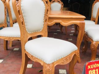 Bộ bàn ăn 8 ghế louis hoàng gia bọc đệm gỗ gõ đỏ cao cấp (Chị Lan Anh, Vĩnh Phúc) 20 chương ghế đục hoa hồng lá tây