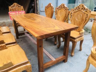 Bộ bàn ăn gỗ cẩm đá kết hợp 8 ghế louis gỗ gõ đỏ (Chị Thêm, Hưng Yên) 16 mẫu bàn ăn gỗ cẩm đá