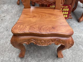 mặt ngồi ván tràn liền tấm