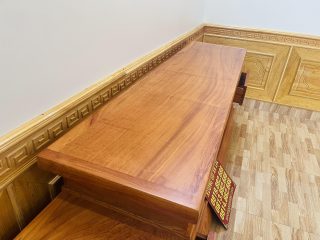 Bàn giao bộ bàn ghế hoàng gia 6 món và kệ tivi gỗ hương đá (Anh Tuấn, Hà Nam) 28 mặt kệ rộng rãi
