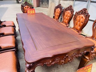 mẫu bàn ăn gỗ gõ đỏ