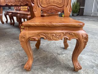 hệ chân louis hoa lá tây