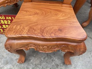 Mẫu bàn ăn hoàng gia 8 ghế louis gỗ hương đá (Chú Nhân, Vĩnh Phúc) 20 mặt ghế ván liền chắc chắn