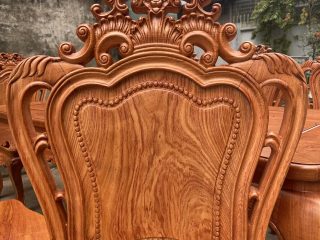Mẫu bàn ăn hoàng gia 8 ghế louis gỗ hương đá (Chú Nhân, Vĩnh Phúc) 19 lưng tựa louis hoàng gia