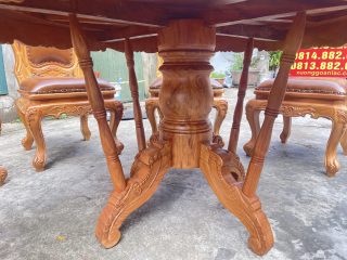 hệ chân louis thiết kế độc đáo