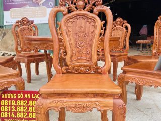 Mẫu bàn ăn tròn cùng 8 ghế hồng hạt gỗ hương đá (Anh An, Hà Nam) 15 mẫu ghế louis hồng hạt