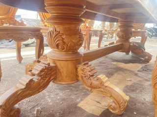 Mẫu bàn ăn bầu dục kết hợp 8 ghế louis ngọc mặt trời gỗ gõ đỏ cao cấp (Anh Quân, Hà Tĩnh) 12 mau ban bau duc 8 ghe louis ngoc mat troi go go do 4