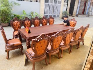Siêu phẩm bàn ăn hoàng gia 12 ghế louis bọc đệm gỗ gõ đỏ cao cấp (Chị Hương, Phú Thọ) 29 mẫu bàn ăn 12 ghế louis tân cổ điển