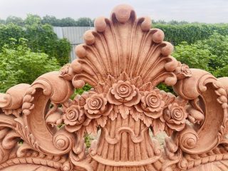 Siêu phẩm bàn ghế louis hoàng gia nguyên khối 10 món gỗ hương đá cao cấp (Anh Bằng, Đà Nẵng) 22 cận cảnh đỉnh chương hoa hồng lá tây