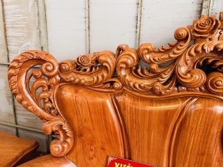 Siêu phẩm bàn ghế louis hoàng gia nguyên khối 10 món gỗ hương đá (Anh Duy, Sài Gòn) 28 vai ghế ôm cong