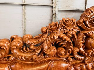 Siêu phẩm bàn ghế louis hoàng gia nguyên khối 10 món gỗ hương đá (Anh Duy, Sài Gòn) 27 họa tiết lá tây đục tỉa tinh xảo