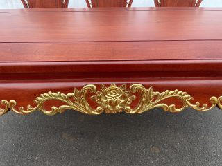 yếm bàn đục hoa hồng lá tây dát vàng