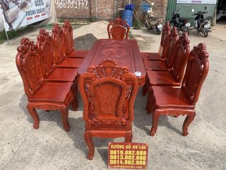 Bộ bàn ăn 10 ghế rộng rãi
