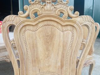 Bộ bàn ăn hoàng gia kết hợp 10 ghế louis gỗ gõ đỏ hàng vip xong mộc (Anh Minh, Hải Dương) 23 mặt trước lưng tựa ghế louis
