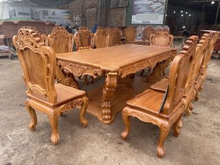 bộ bàn ăn hoàng gia mẫu vip