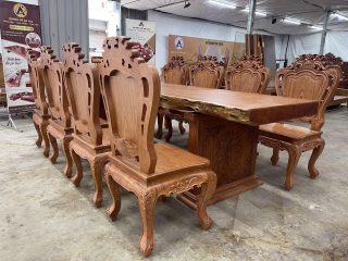 Bàn ăn nguyên khối siêu vip kết hợp 8 ghế louis hoa lá tây gỗ hương đá (Anh Thịnh, Thanh Hóa) 12 bộ bàn ghế ăn gỗ hương đá cao cấp