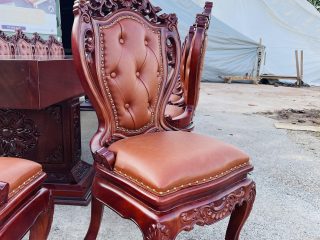 ghế louis bọc đệm da cao cấp