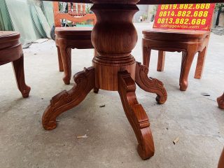 Bàn ăn tròn 6 ghế louis mẫu đồng hồ cổ điển gỗ hương đá (Anh Tài, Vĩnh Phúc) 11 hệ chân bàn dạng trụ tròn có chân đế
