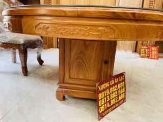 bàn ăn louis hoàng gia chạm hoa lá tây