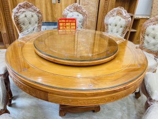 bàn ăn có mâm xoay