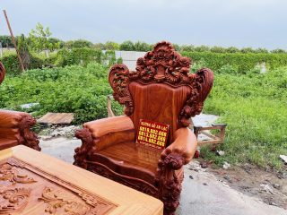 mẫu ghế louis hoa lá tây gỗ hương cao cấp