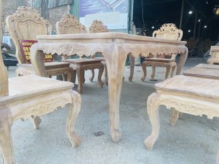 Bản mộc bộ bàn ăn hoàng gia 8 ghế louis gỗ gõ đỏ cao cấp (Chú Học, Vĩnh Phúc) 15 yếm quây vén lượn đục chạm hoa lá tây