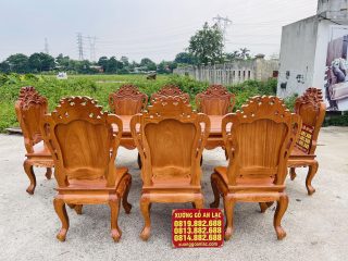 Bộ bàn ăn 8 ghế phong cách hoàng gia gỗ gõ đỏ (Anh Thế, Hải Phòng) 14 bàn ghế ăn hoàng gia đục 1 mặt