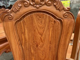 tựa lưng ghế louis