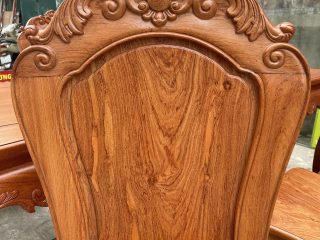 vách tựa lưng ghế louis