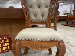 mẫu bàn ăn louis gỗ gõ bọc đệm