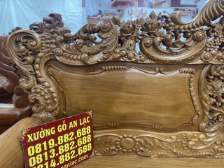 họa tiết hoa lá tây trải dài xuống vai ghế