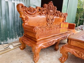 đoản dài louis hoàng gia