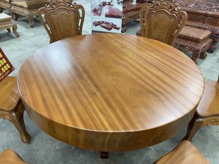 bàn ăn tròn đường kính 1m37