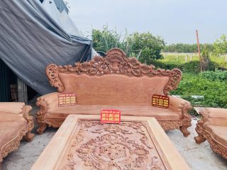 đoản dài louis hoàng gia