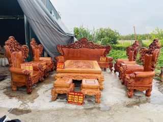bộ bàn ghế louis hoàng gia sau khi lên màu