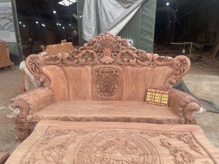 đoản dài louis hoàng gia